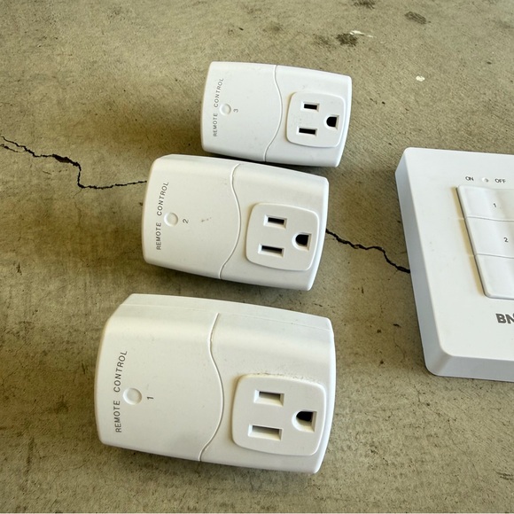 Amazon / BN-LINK / Wireless Remote Control Outlet Set - Picture 9 of 10